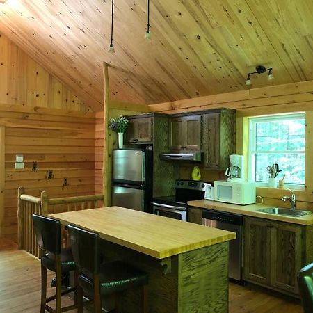 Quiet, Cozy And Comfortable Chalet Val-des-Lacs Exterior foto